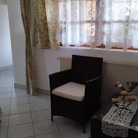 Eszter-lak Monostorapáti