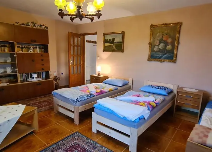 Rum i privatbostad Eszter-lak *
